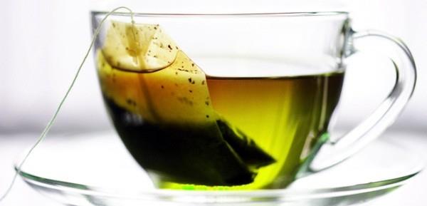 Những ai thuộc cơ địa “tỳ vị hư hàn” thì cũng không nên sử dụng trà Atiso   